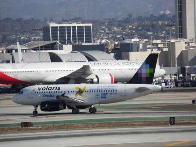 Airbus A319 (XA-VOK) - JESSICA VOLARIS