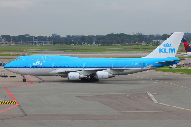 Boeing 747-400 (PH-BFS) - Panorama Viewing Terrace, Amsterdam Schiphol, 09/09/14