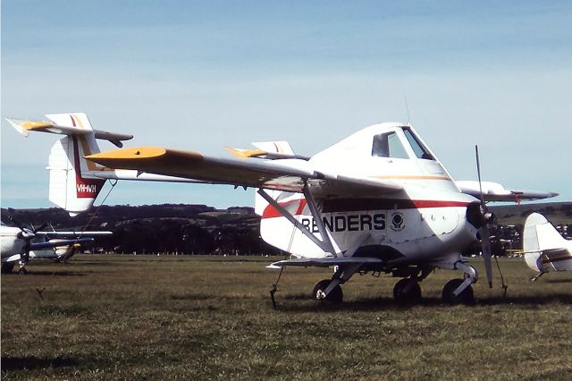 VH-IVH — - BENDERS - TRANSAVIA PL-12 AIRTRUCK - REG : VH-IVH (CN G353) - PARAFIELD ADELAIDE SA. AUSTRALIA - YPPF (13/8/1983) 35MM SLIDE CONVERSION USING A LIGHTBOX AND A NIKON L810 DIGITAL CAMERA IN THE MACRO MODE