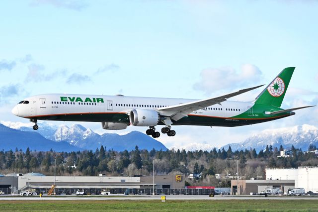 BOEING 787-10 Dreamliner (B-17801)