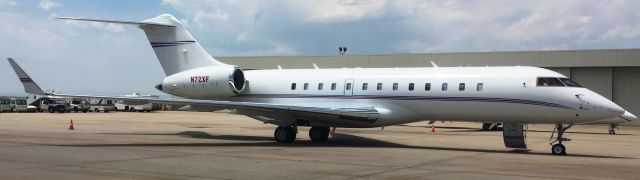 Bombardier Global Express (N72XF)