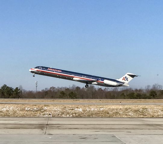 McDonnell Douglas MD-82 (N7547A)
