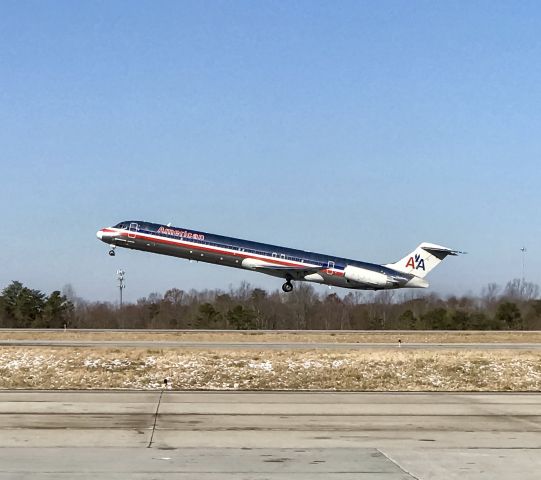 McDonnell Douglas MD-82 (N7547A)