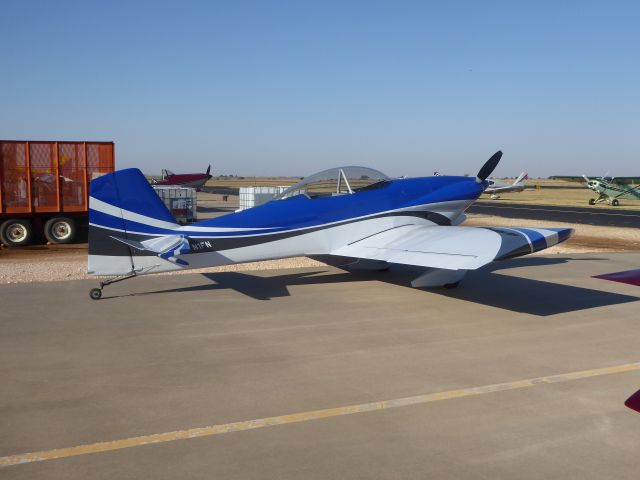 Vans RV-8 (N1FN)