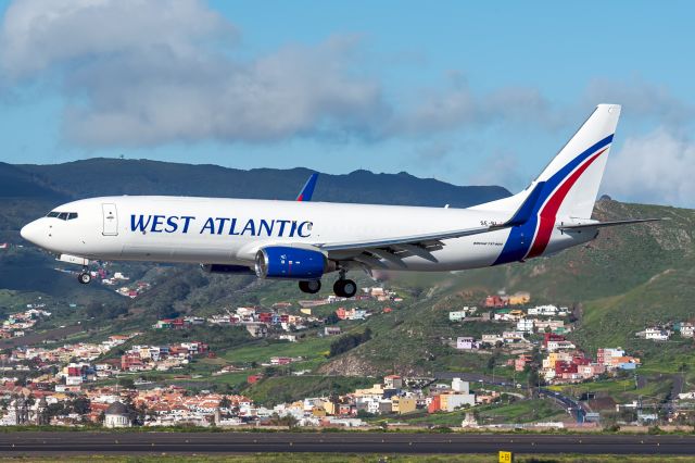 Boeing 737-800 (SE-RLJ) - West Atlantic Cargo Airlines