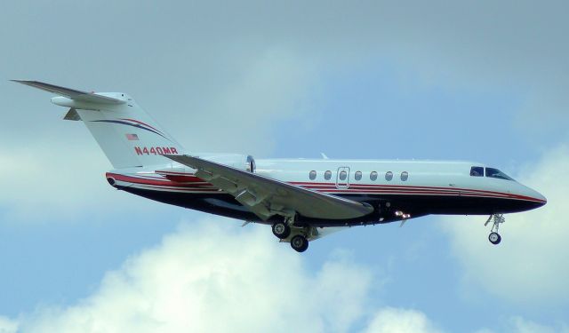 Hawker Beechcraft 4000 (N440MB)