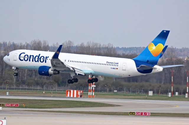 BOEING 767-300 (D-ABUC)