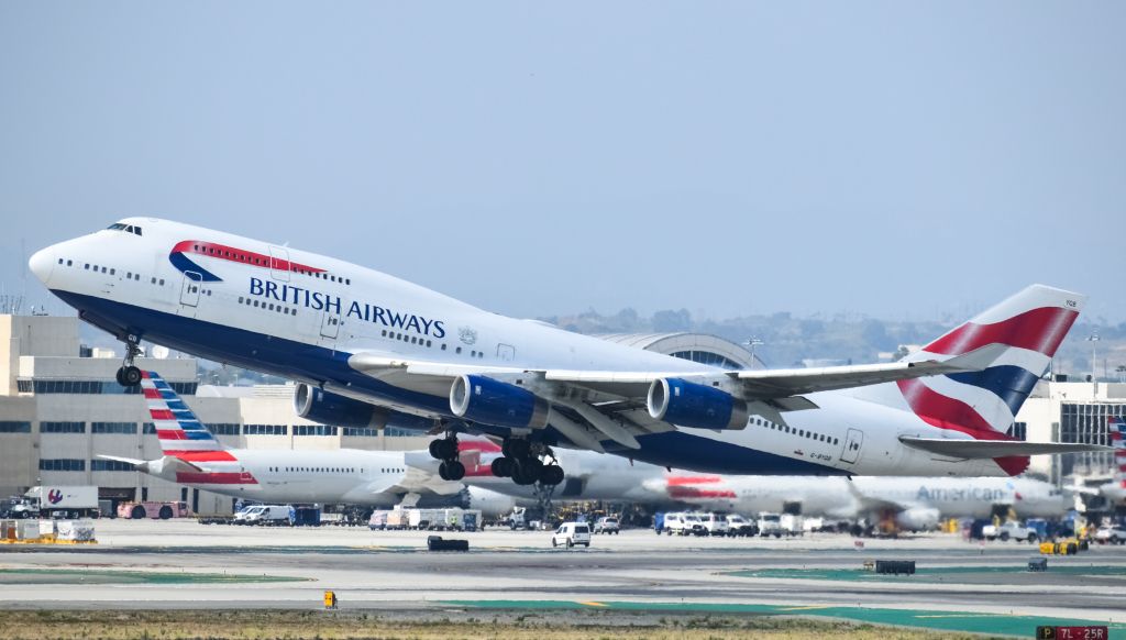 Boeing 747-400 (G-BYGB)