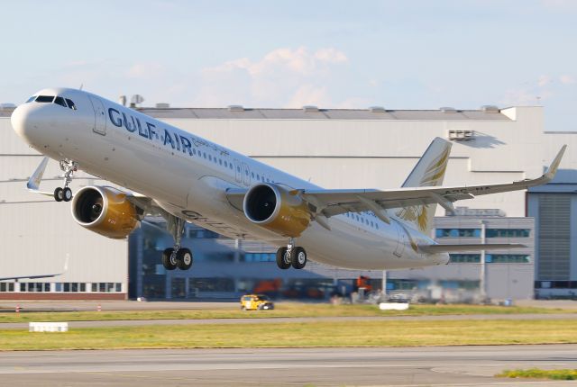 Airbus A321neo (A9C-NA)