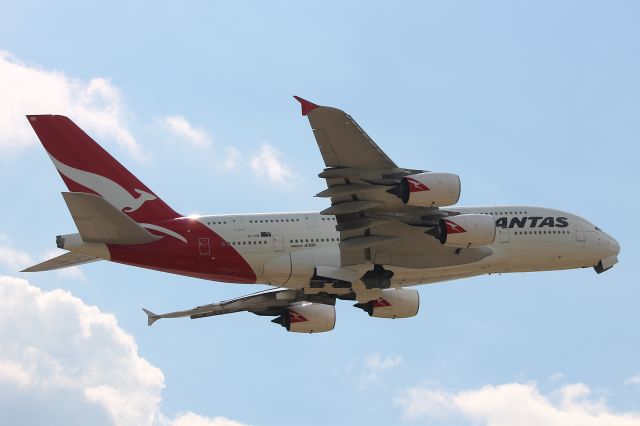 Airbus A380-800 (VH-OQE) - Thistle Hotel Viewing Terrace, London Heathrow, 29th August 2016