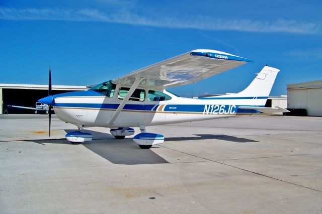 Cessna Skylane (N126JC)