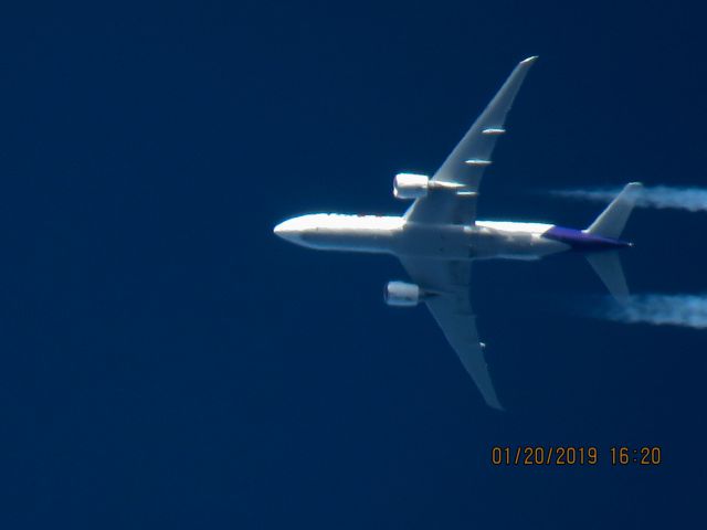 BOEING 777-200LR (N886FD)