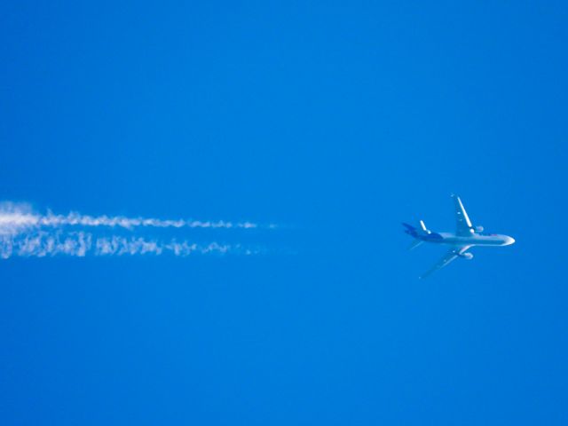 Boeing MD-11 (N592FE) - FDX382