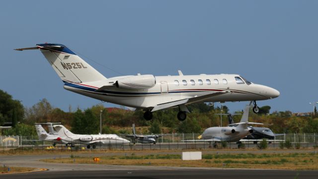 Cessna Citation V (N525L)