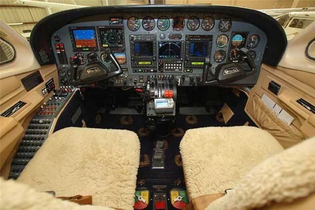 Cessna 421 (N421DE)