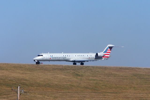Canadair Regional Jet CRJ-200 (N569NN)