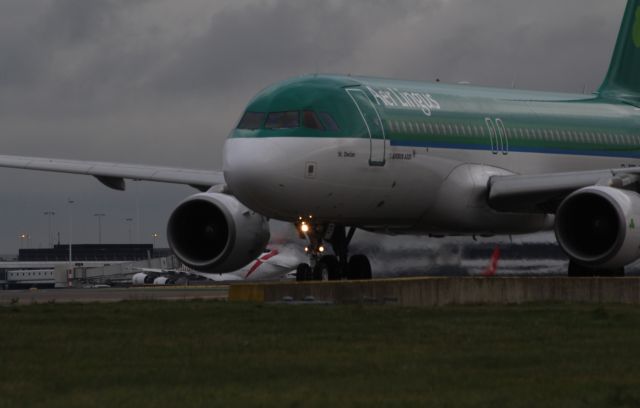 — — - Airbus A320, Aer Lingus, taxiing to the new runway Polderbaan at Schiphol Airport Amsterdam (Holland).