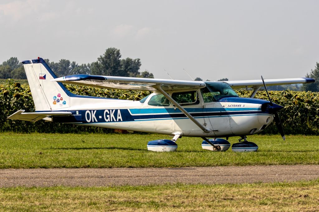 Cessna Skyhawk (OK-GKA)