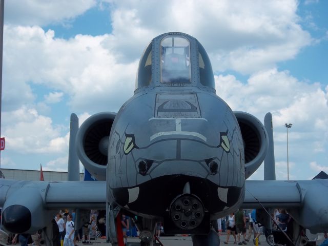 — — - REPUBLIC FAIRCHILD A10 THUNDERBOLT
