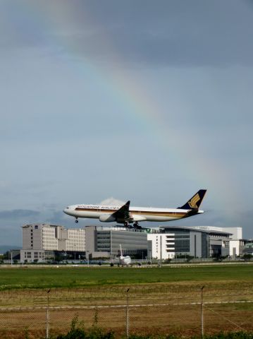 Airbus A330-300 (9V-STI)