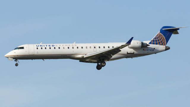 Canadair Regional Jet CRJ-700 (N716SK) - SKW5256 KPIA-KORD - 12 October 2015