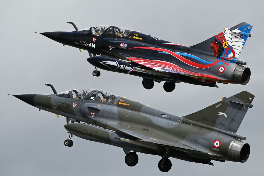 — — - Paired take-off of Mirage 2000, French AF at RAF Fairford.