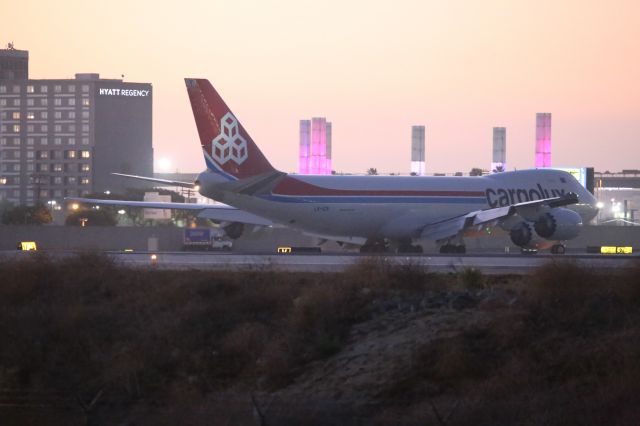 BOEING 747-8 (LX-VCN)