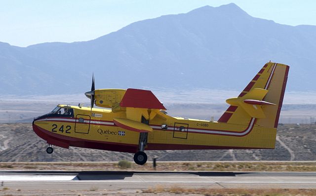 Canadair CL-415 SuperScooper (C-GQBD)