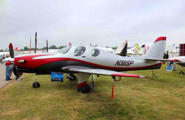 Lancair Evolution (N38SP)