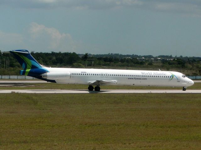 McDonnell Douglas MD-80 (N802WA)