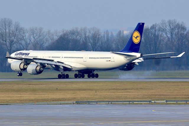 Airbus A340-600 (D-AIHY)