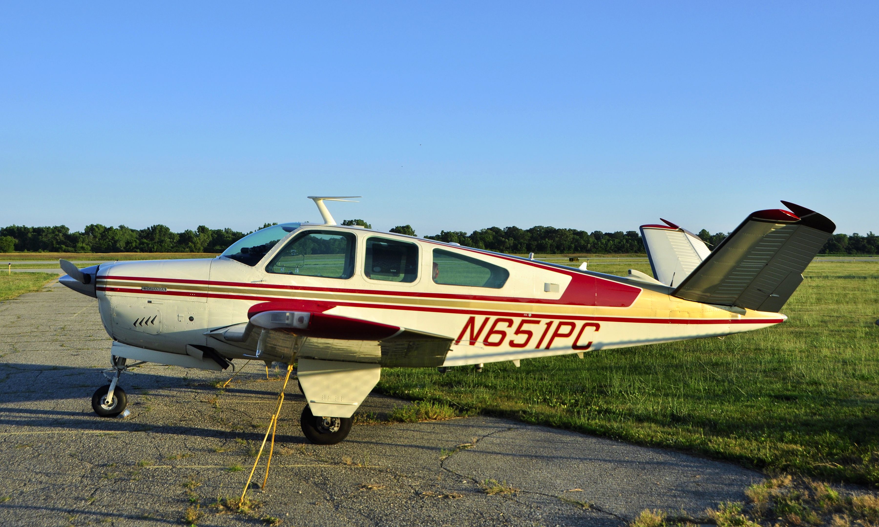 Beechcraft 35 Bonanza (N651PC) - Beechcraft Bonanza V35B N651PC in Ann Arbor 