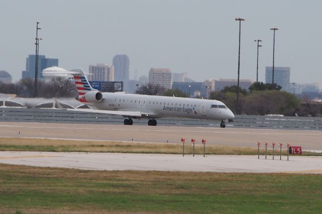 Canadair Regional Jet CRJ-200 (N919FJ)