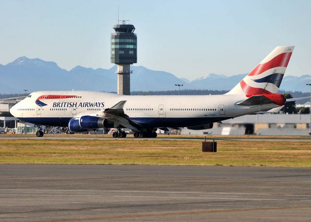Boeing 747-400 (G-BNLL)