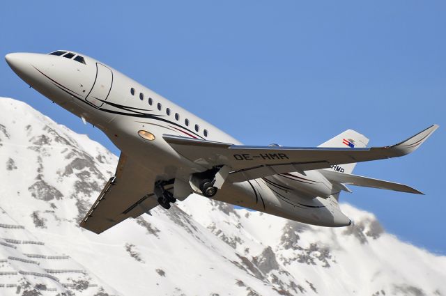 Dassault Falcon 2000 (OE-HMR)