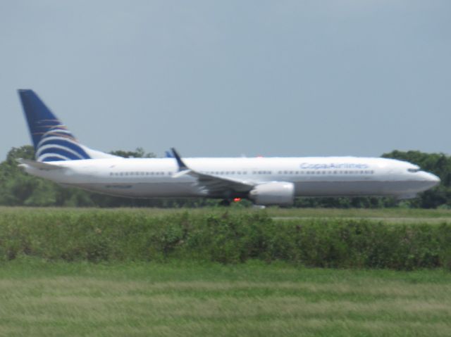 Boeing 737 MAX 9 (HP-9925CMP)