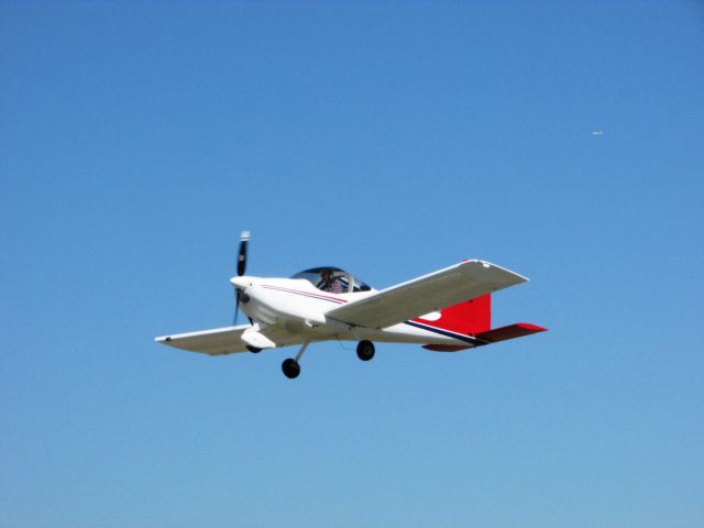 Vans RV-7 (N455HR) - Taking of RWY 24