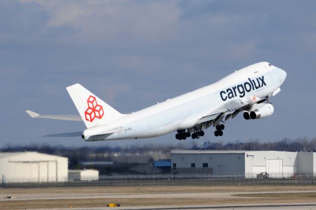 Boeing 747-400 (LX-GCL) - 747-467F EX CX/CPA. Departing 5-L on Sunday morning, 03-19-17 headed for LUX.