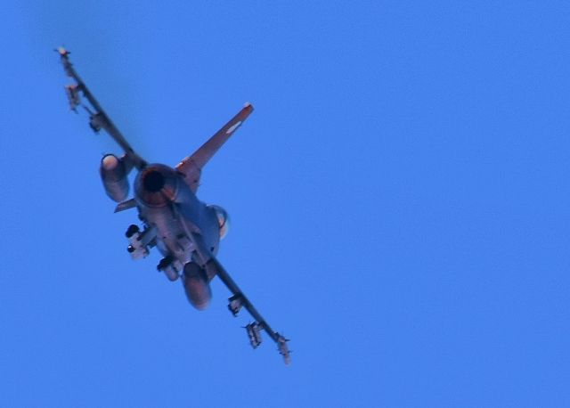 Lockheed F-16 Fighting Falcon — - F-16 making a run toward the test & training range