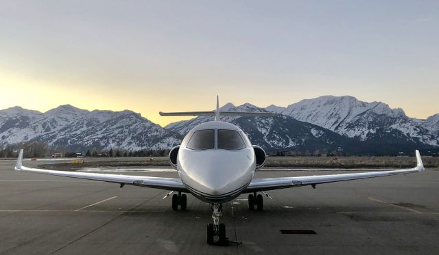 Hawker 800 (JTL90)