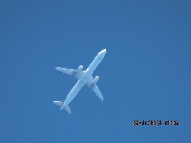 Airbus A321 (N558UW)