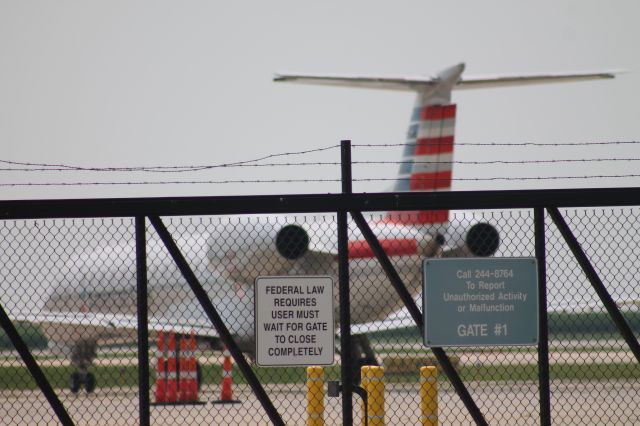 Embraer ERJ-145 (N656AE) - Taxiing to RWY 32R for departure to Chicago/OHare as AA3096!