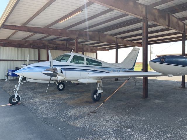 Cessna 310 (N25EW) - 5/14/2021