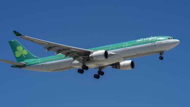 Airbus A330-300 (EI-EDY) - Arriving 10L from Dublin.br /6/6/17