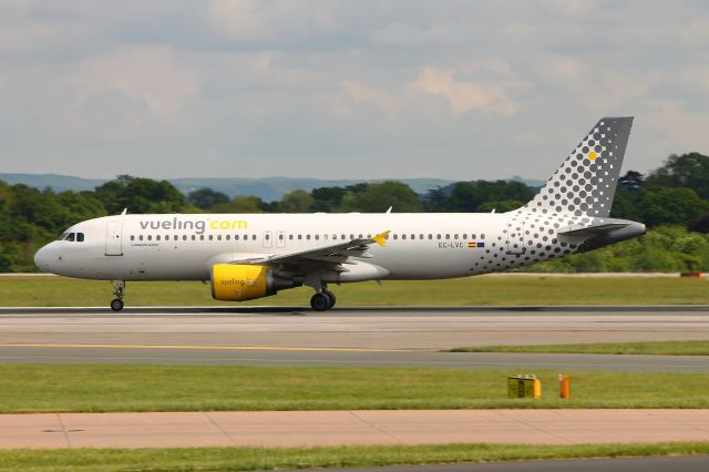 Airbus A320 (EC-LVC) - Taking off from Runway 05L at Manchester UK on Monday 30th May 2016