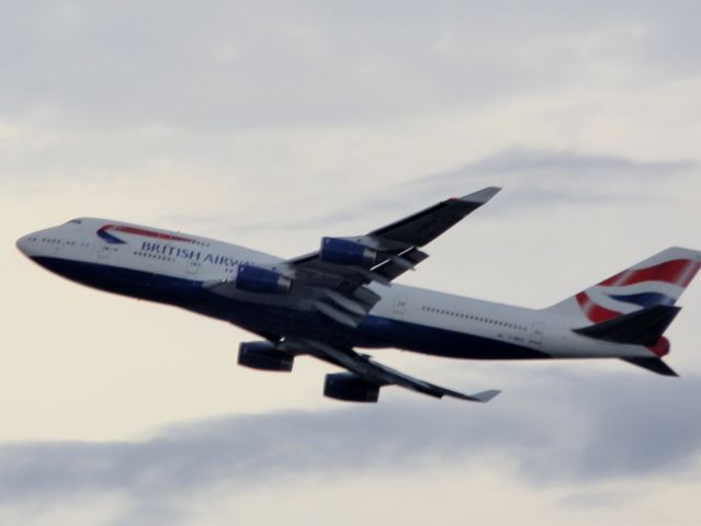 Boeing 747-400 (G-CIVJ)