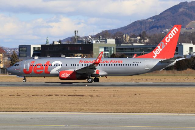Boeing 737-800 (G-GDFS)
