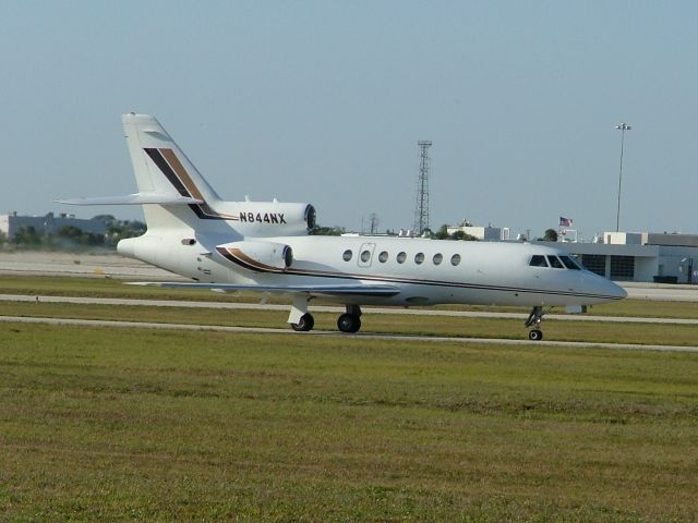 Dassault Falcon 50 (N844NX)