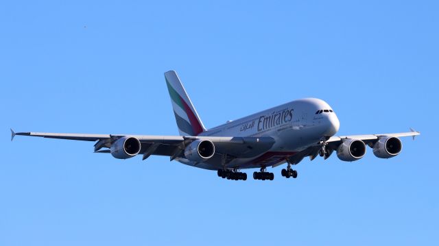 Airbus A380-800 (A6-EVD) - SHORT FINAL TO RUNWAY 22 FOR NICE AIRPORT , FRANCE