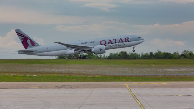 Boeing 777-200 (A7-BFS)